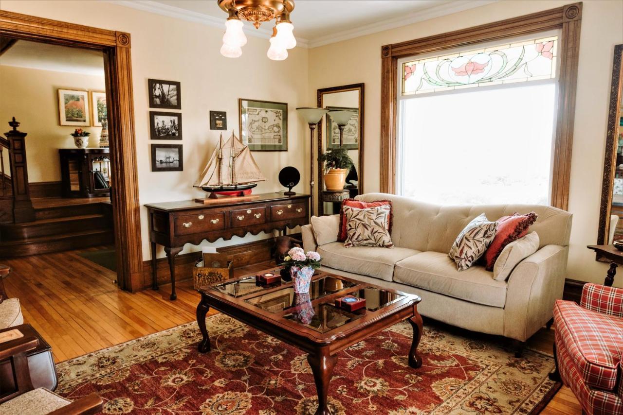 Alicion Bed & Breakfast Lunenburg Exteriér fotografie